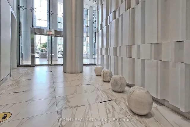 Additional image 4 of 14 York St Unit 2401