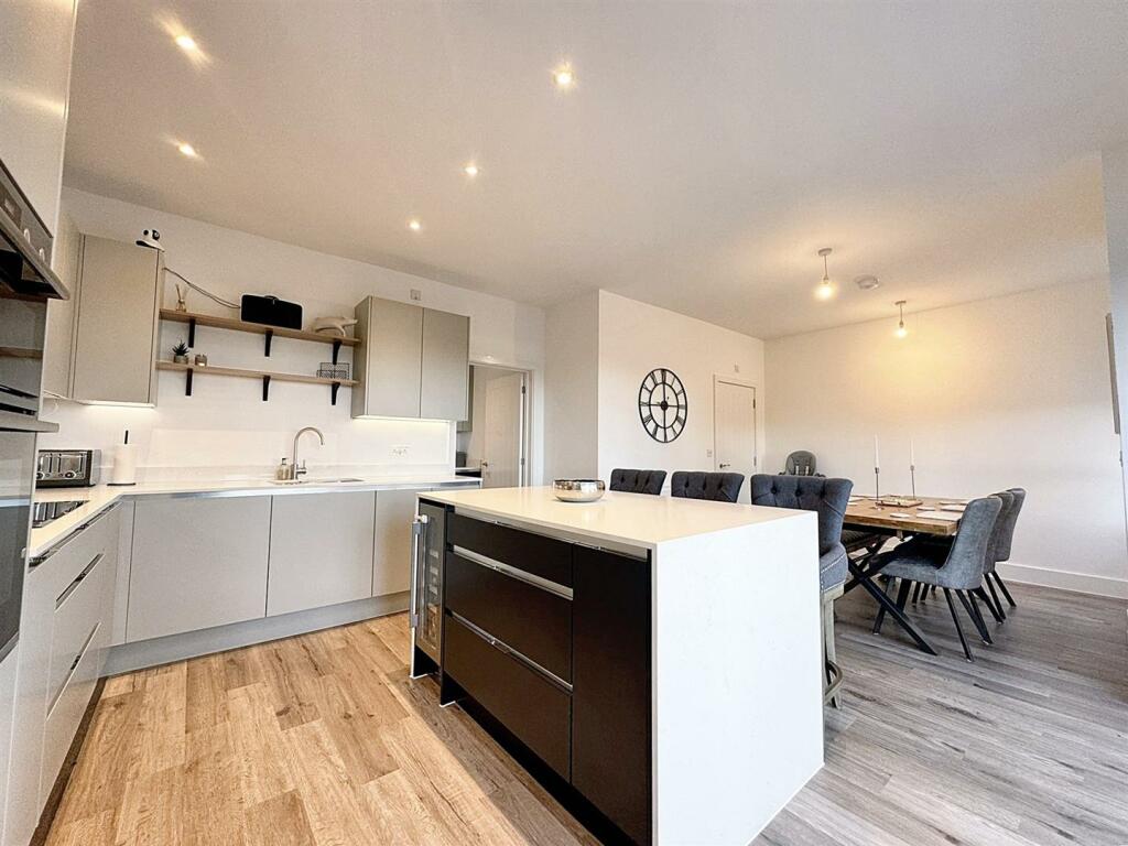 Additional image 8 of Dazzler Drive, Midsomer Norton