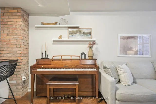 Additional image 22 of 30 Elsie Lane Unit 104