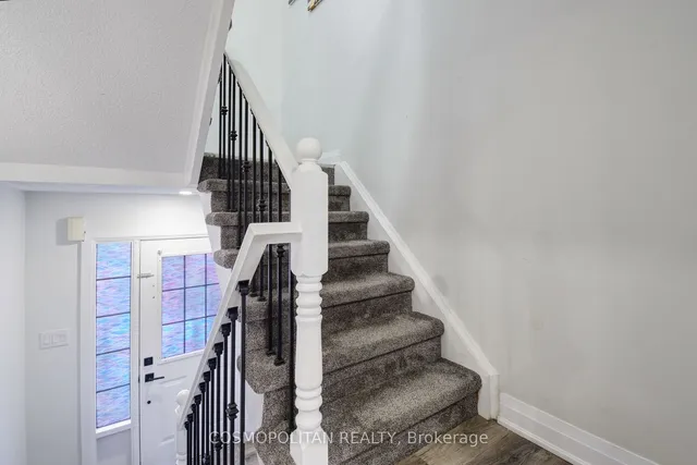 Additional image 14 of 125 Dunlop Crt