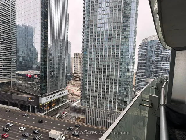 Additional image 10 of 12 York St Unit 1701