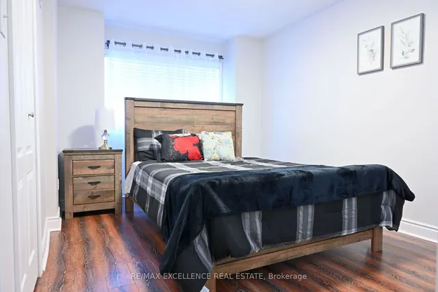 Additional image 18 of 73 Viceroy Cres