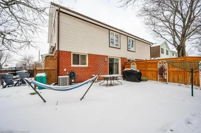 Additional image 36 of 139 Fanshawe Dr