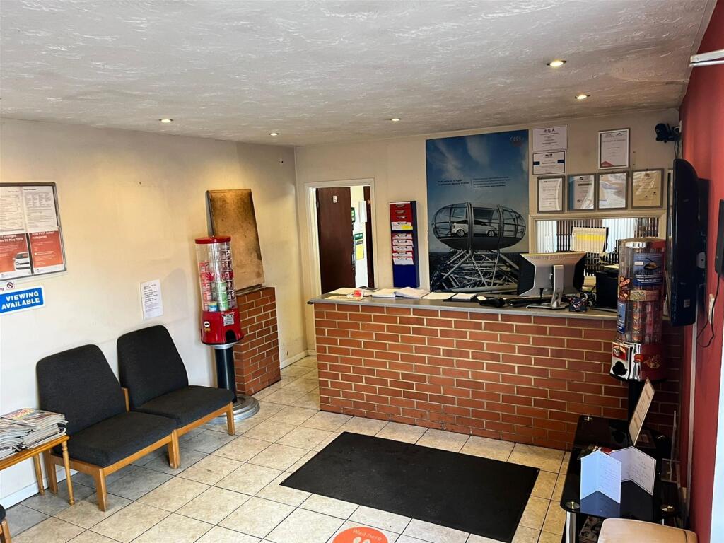 Additional image 11 of A REPUTABLE PROVIDER OF CAR MOTS, REPAIRS AND SERVICING, West Wilts Trading Estate, Wiltshire