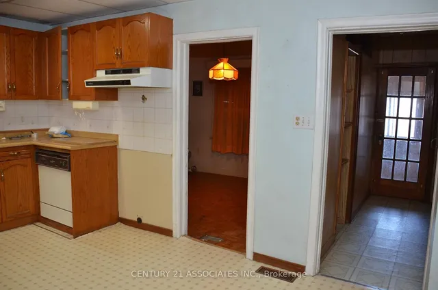 Additional image 9 of 243 Sixth St