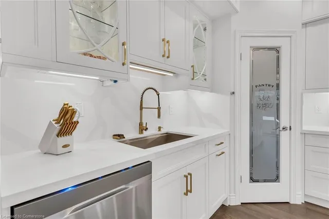 Additional image 11 of 122 Shoreview Pl