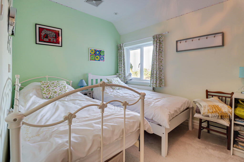 Additional image 18 of Browning Road, Harpenden, Hertfordshire, AL5