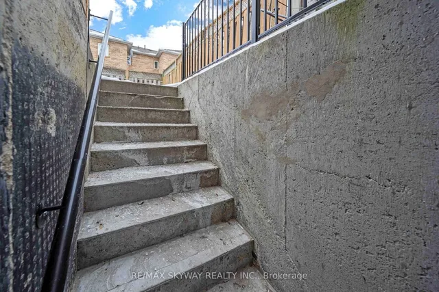 Additional image 37 of 137 Seaside Circ