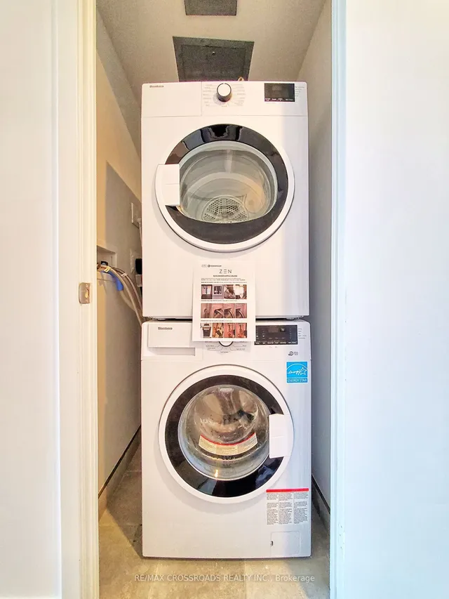 Additional image 9 of 19 Western Battery Rd Unit 1222