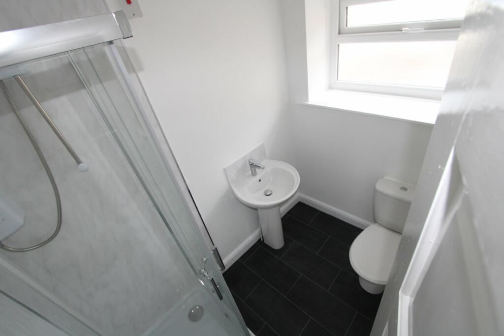 Additional image 14 of Blackburn Road, Darwen, BB3