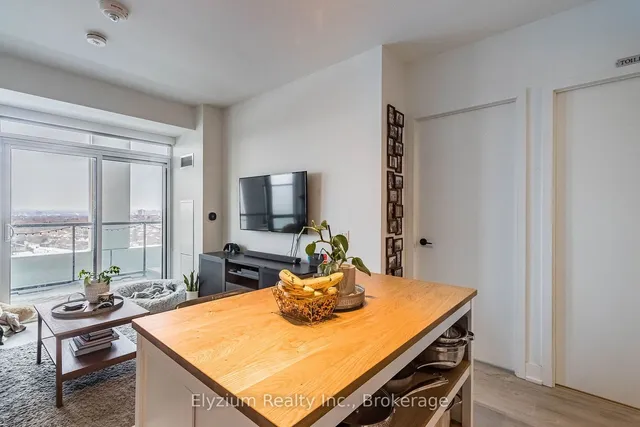 Additional image 11 of 50 George Butchart Dr Unit 603