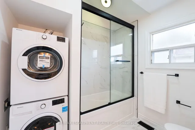 Additional image 10 of 20 Walter Ave