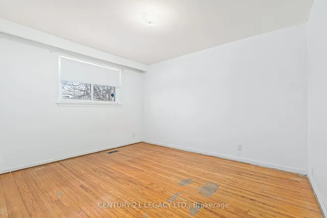 Additional image 10 of 17 Vange Cres