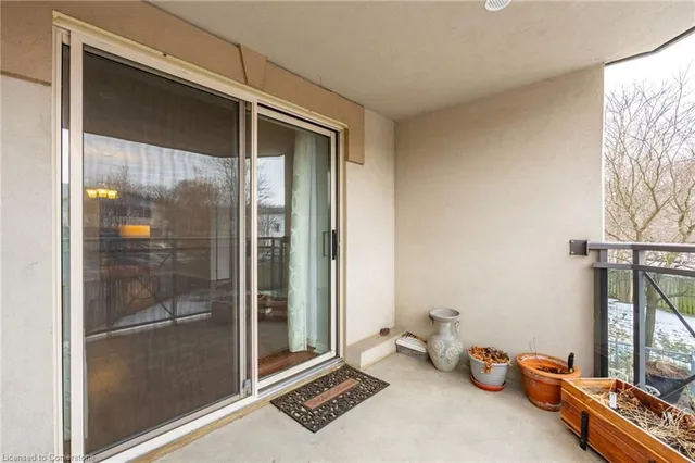 Additional image 44 of 4000 Creekside Dr Unit 207