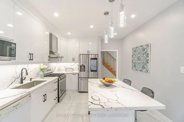 Additional image 7 of 104 Turquoise Cres