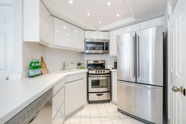 Additional image 18 of 7 Broadway Ave Unit 301