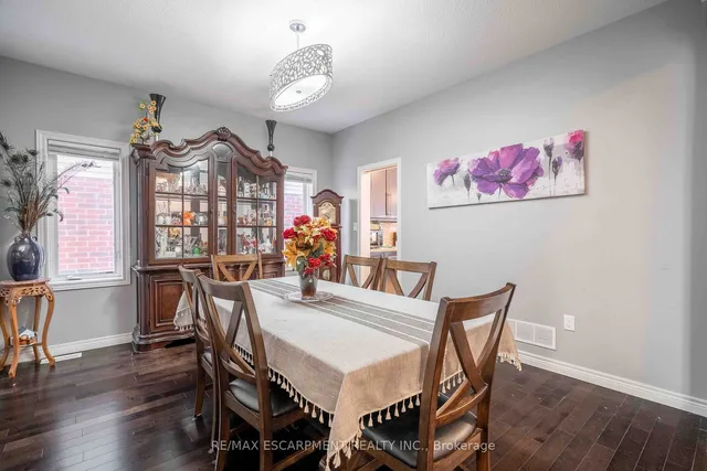 Additional image 19 of 16 Kinsman Dr