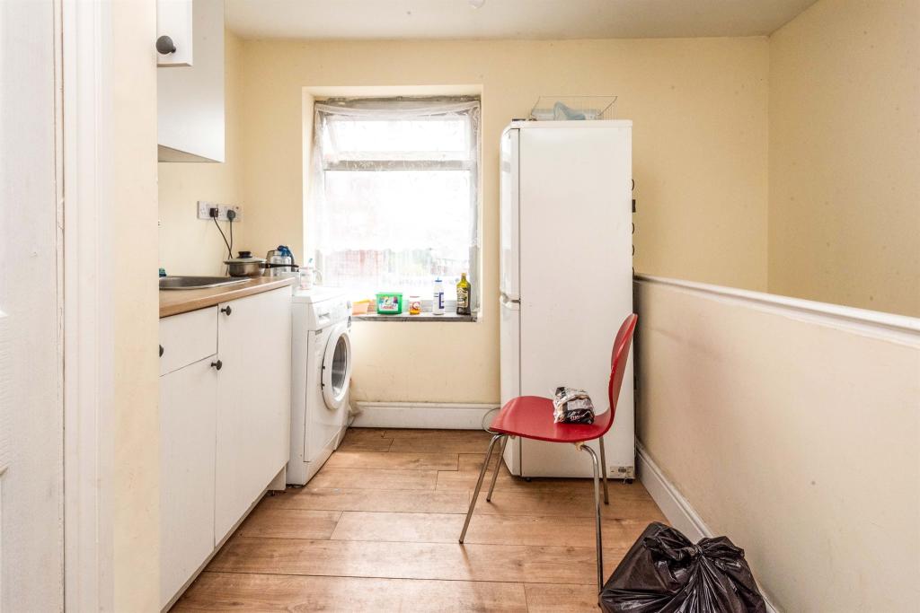 Additional image 8 of High Street, Cradley Heath