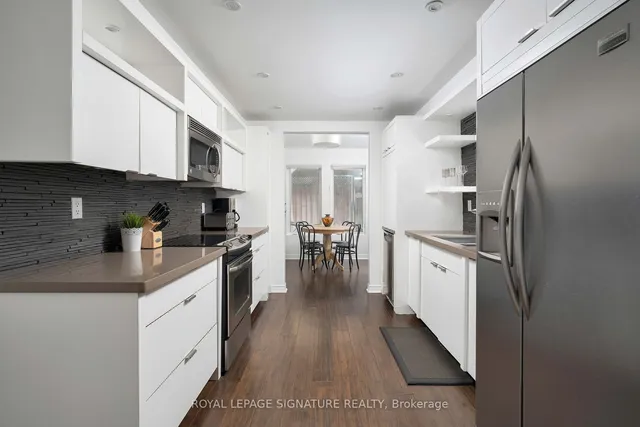 Additional image 12 of 109 Manning Ave