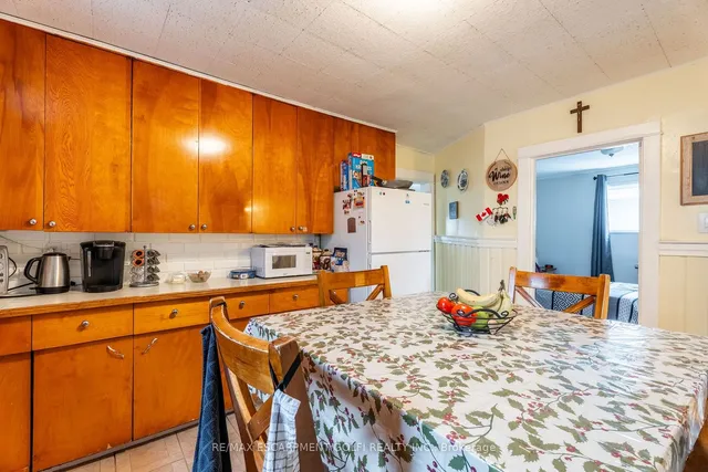 Additional image 18 of 214 Margaret Ave