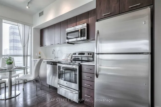 Additional image 9 of 2200 Lakeshore Blvd Unit 2607