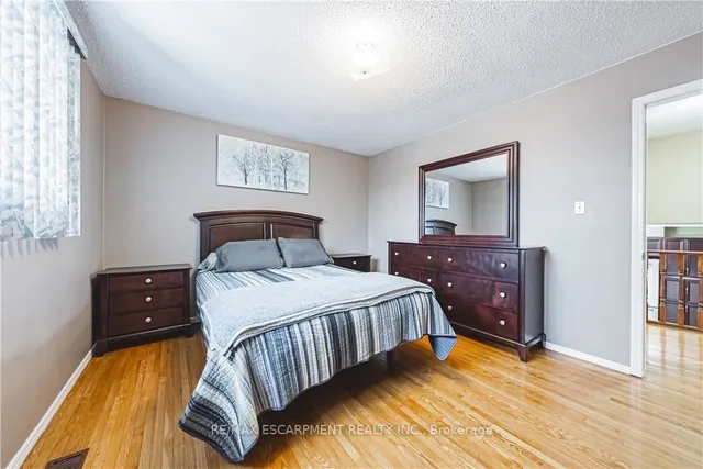 Additional image 19 of 153 Ravenbury Dr