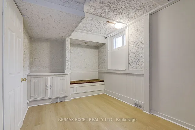 Additional image 36 of 121 Amberjack Blvd