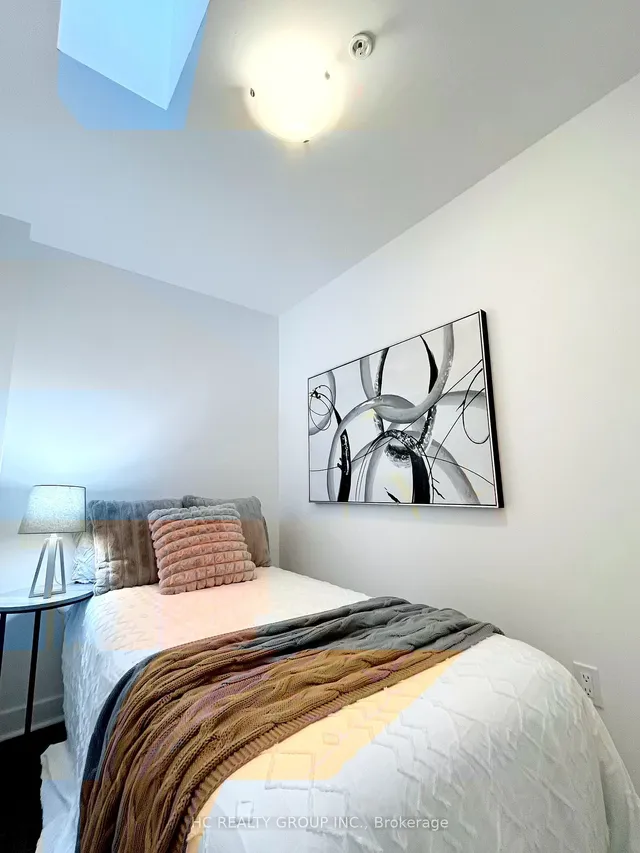 Additional image 13 of 57 Finch Ave Unit 12