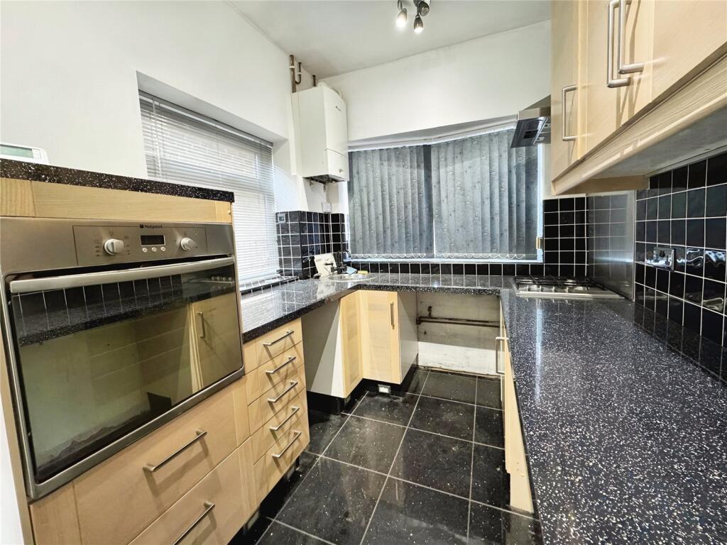 Additional image 3 of New John Street, Halesowen, West Midlands, B62