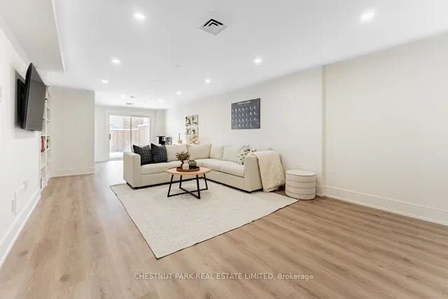 Additional image 27 of 1576 Kerns Rd Unit 2