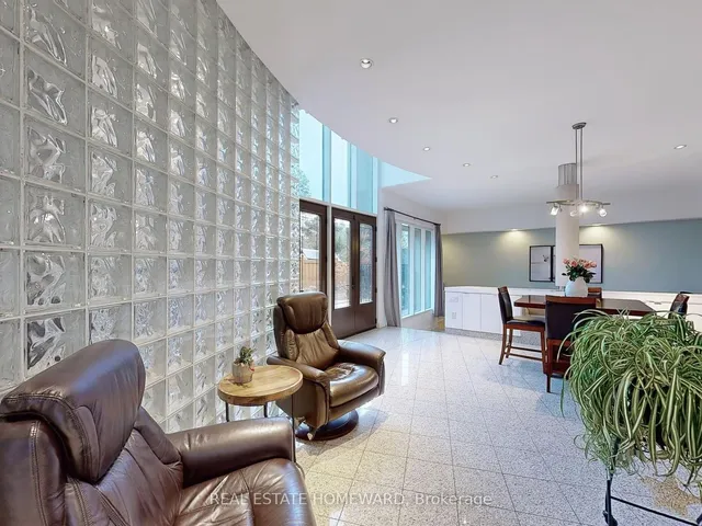 Additional image 10 of 128 Laurentide Dr