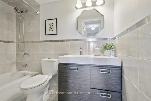 Additional image 16 of 1359 White Oaks Blvd Unit 1006