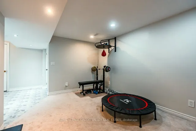 Additional image 27 of 75 Sandmere Ave