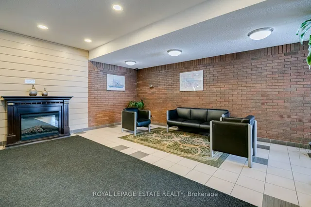 Additional image 22 of 40 Sunrise Ave Unit 110