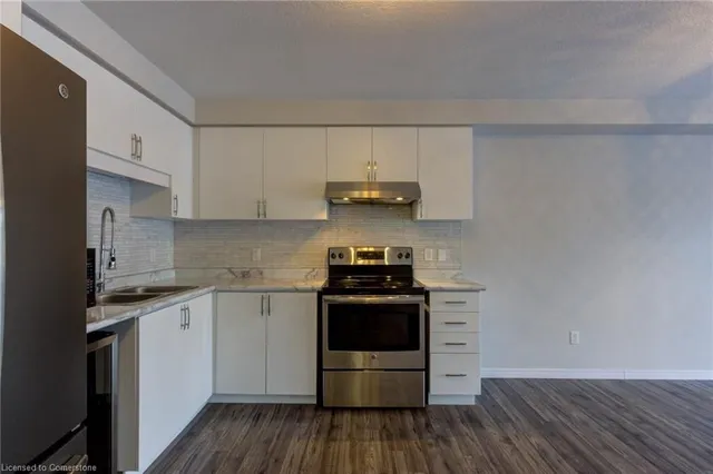 Additional image 13 of 1989 Ottawa St Unit 51