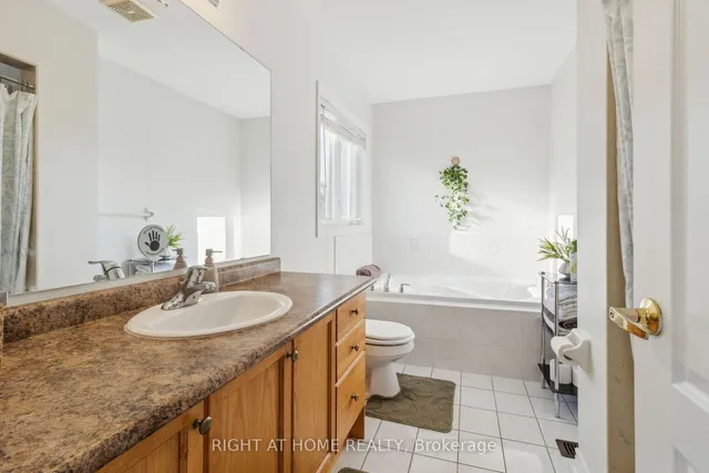 Additional image 27 of 52 Runnymede Cres