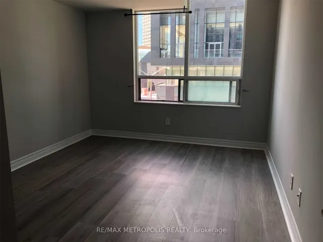 Additional image 21 of 51 Lower Simcoe St Unit 319