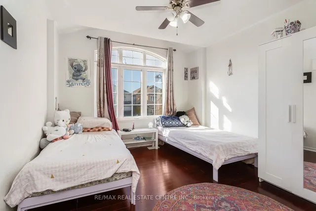 Additional image 23 of 1015 Vickerman Way