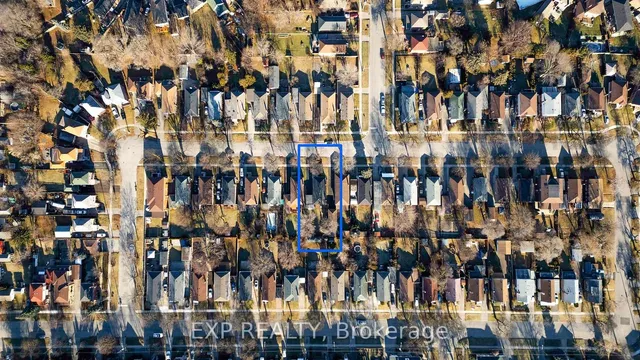 Additional image 39 of 17 Camrose Cres