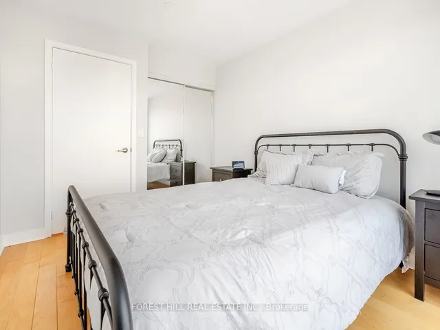 Additional image 23 of 58 Orchard View Blvd Unit 401