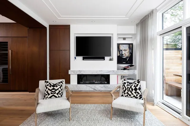 Additional image 10 of 19 Woodlawn Ave