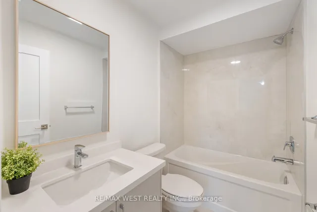 Additional image 27 of 1049 Greenwood Ave