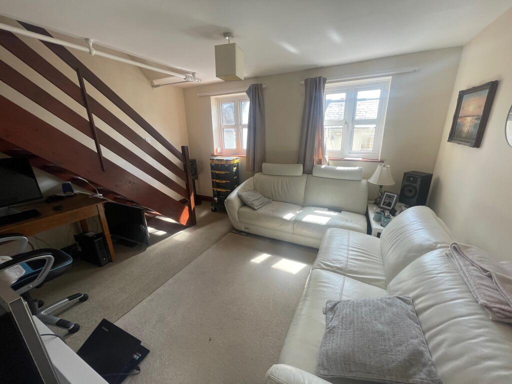 Additional image 3 of 1 and 7A Saxon Court plus Freehold of Saxon Court (1-8), High Street, Bidford-On-Avon, Alcester B50 4AB