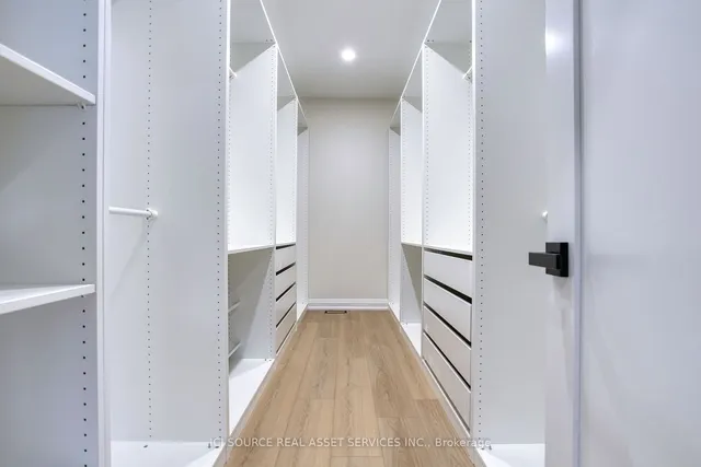 Additional image 23 of 67 Creanona Blvd