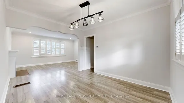 Additional image 10 of 257 Joicey Blvd