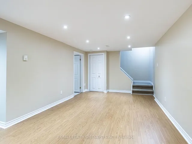 Additional image 31 of 6 NORVAL Cres