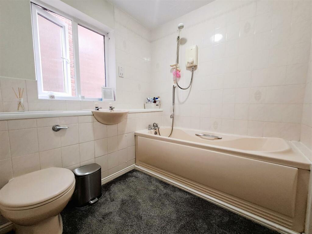 Additional image 17 of Kingfisher Close, Sheldon, Birmingham