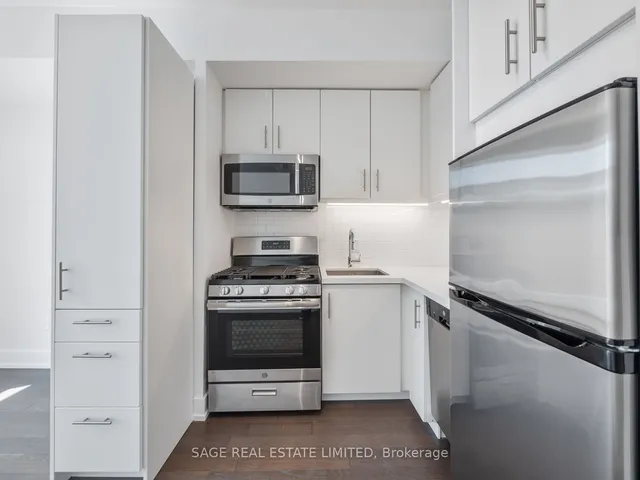 Additional image 9 of 1183 Dufferin St Unit 114