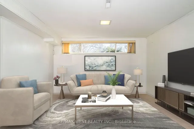 Additional image 18 of 42 Sir Raymond Dr