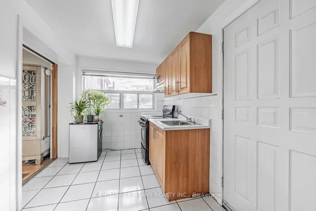 Additional image 14 of 502 Midland Ave